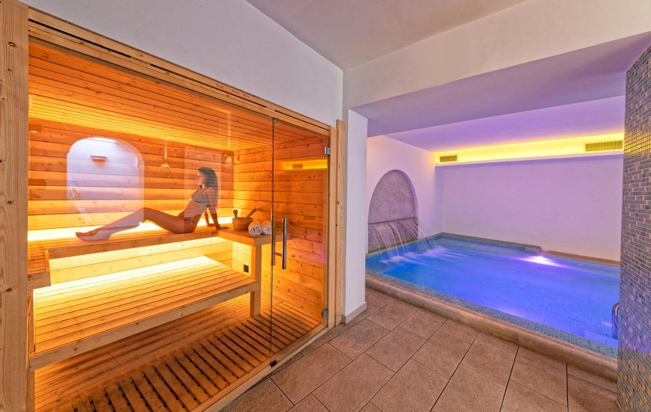 Le Canne Family Resort & Spa Forio  Exterior photo